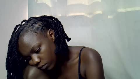 blue_savagee online show from November 2025 07:41:02 AM