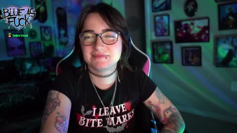 Blue online show from December 2024 01:42:01 AM