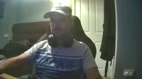 Snapshot of bluebirdflame1 chatting on June 2026 01:23:01 AM bluebirdflame1 online show from June 2026 01:23:01 AM
