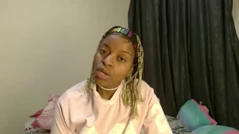 Snapshot of bluedi622952 chatting on April 2026 12:04:01 PM Tee online show from April 2026 12:04:01 PM