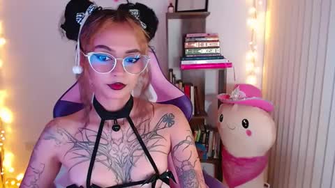 Im Abril .. Nice to meet you  thumb up me please its important  INDEPENDENT MODEL online show from September 2025 01:06:02 AM