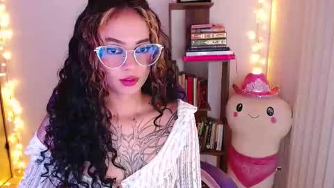 Snapshot of bluee_v chatting on October 2025 01:52:02 AM Im Abril .. Nice to meet you thumb up me please its important INDEPENDENT MODEL online show from October 2025 01:52:02 AM