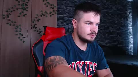 blueeyeboy0 online show from March 2026 09:24:02 AM