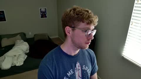 Snapshot of blueeyedtallguy chatting on July 2026 10:36:01 PM blueeyedtallguy online show from July 2026 10:36:01 PM
