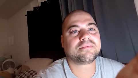 blueeyeme online show from October 2025 02:03:02 AM