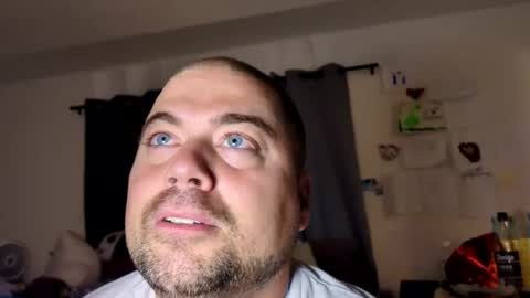 blueeyeme online show from October 2025 05:52:02 AM