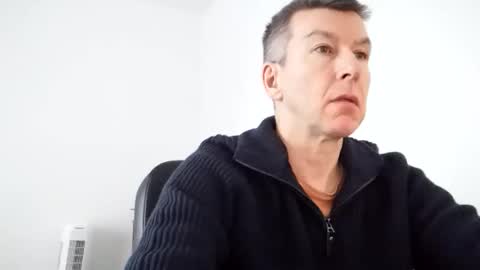 Snapshot of blueeyesteele chatting on January 2026 01:26:02 PM blueeyesteele online show from January 2026 01:26:02 PM