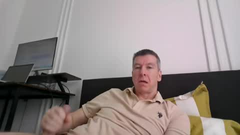 Snapshot of blueeyesteele chatting on June 2026 11:10:01 AM blueeyesteele online show from June 2026 11:10:01 AM