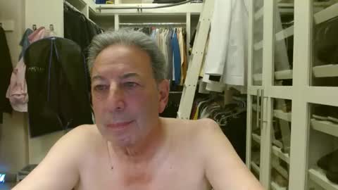 Snapshot of blueisles chatting on February 2025 09:03:02 PM blueisles online show from February 2025 09:03:02 PM