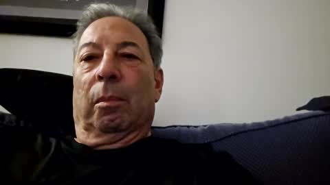 Snapshot of blueisles chatting on February 2025 03:21:01 AM blueisles online show from February 2025 03:21:01 AM