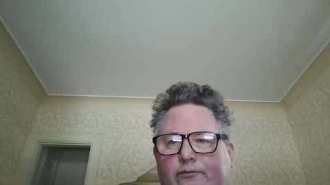 bluemoose70 online show from February 2025 05:09:01 PM