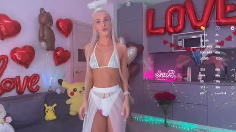 Snapshot of blush_mikki chatting on February 2025 10:00:02 AM Mikki chan online show from February 2025 10:00:02 AM