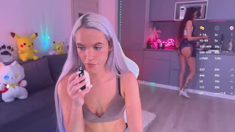 Snapshot of blush_mikki chatting on March 2025 08:40:02 AM Mikki chan online show from March 2025 08:40:02 AM