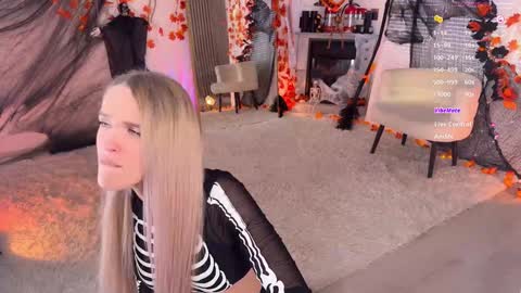 Snapshot of blush_mikki chatting on October 2025 11:45:02 AM Mikki chan online show from October 2025 11:45:02 AM