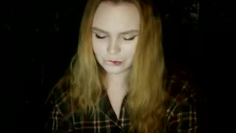 blushing_star online show from November 2025 04:51:02 PM