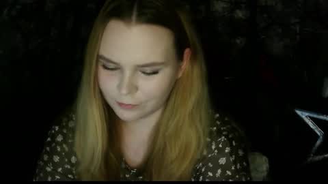 blushing_star online show from December 2025 04:15:01 PM