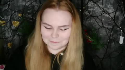 blushing_star online show from April 2026 03:51:01 PM