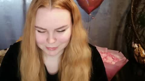 blushing_star online show from April 2026 06:16:01 AM