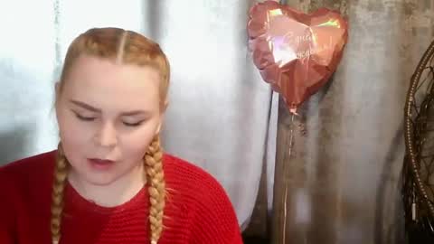 blushing_star online show from May 2026 01:50:01 PM