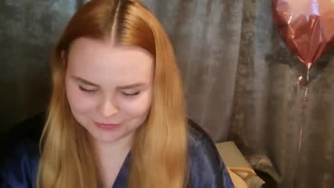 blushing_star online show from May 2026 04:15:01 PM