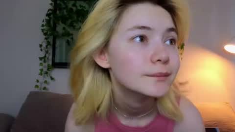 Snapshot of blvckmilk chatting on July 2026 11:44:01 PM Alice and David online show from July 2026 11:44:01 PM