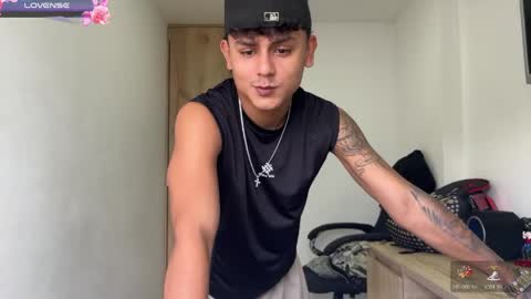 Bob  INDEPENDENT MODEL online show from April 2026 06:30:02 PM