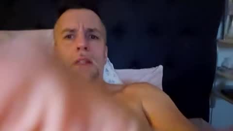 Snapshot of bobberman78 chatting on February 2026 12:14:02 AM Dan online show from February 2026 12:14:02 AM