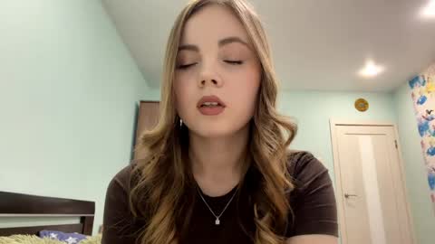 Snapshot of bobbicalegari chatting on March 2026 03:15:01 PM Margot online show from March 2026 03:15:01 PM