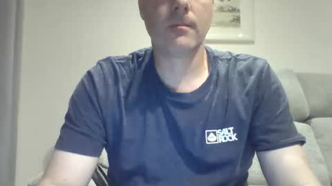 bobby_113 online show from September 2025 12:45:02 AM