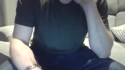 bobby_113 online show from January 2026 12:37:01 AM