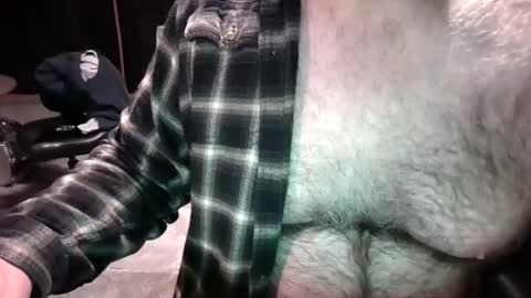 BobbyHill27b online show from March 2025 02:32:01 AM