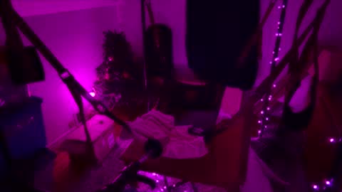 bodiddly64 online show from November 2025 10:49:02 AM