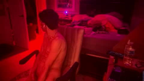 Snapshot of bodyyattiyatti chatting on April 2026 01:48:02 PM Sailorartemis online show from April 2026 01:48:02 PM