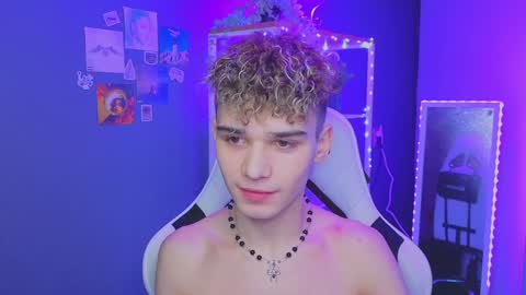 ALEXPVT IS OPEN online show from January 2025 06:32:02 PM