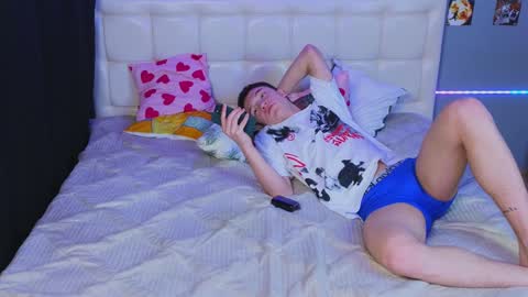 ALEXPVT IS OPEN online show from February 2025 08:17:02 PM