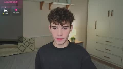 ALEXPVT IS OPEN online show from October 2025 04:22:02 AM