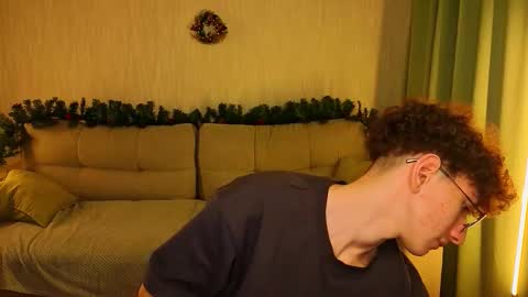 ALEXPVT IS OPEN online show from November 2025 02:28:02 PM