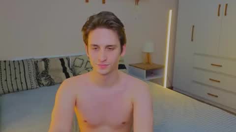 ALEXPVT IS OPEN online show from February 2026 03:35:01 PM