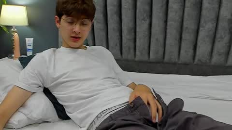 Boleyn online show from January 2025 10:57:02 PM