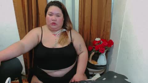 Snapshot of bombaliciouszzz chatting on July 2026 08:52:02 PM Camille online show from July 2026 08:52:02 PM