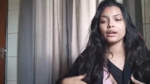 bombomepimenta online show from November 2025 01:59:02 PM