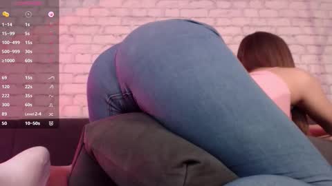 Aria online show from December 2025 04:28:02 AM