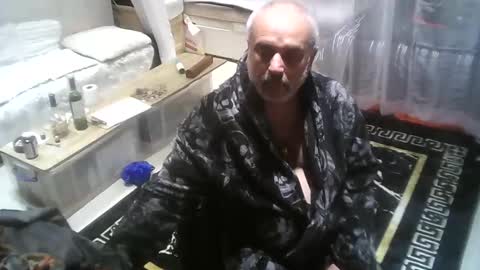 Snapshot of bondgally chatting on November 2025 06:04:02 AM bondgally online show from November 2025 06:04:02 AM