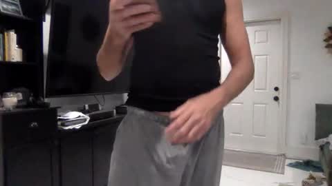 Snapshot of bonerboy100 chatting on February 2026 11:35:01 PM bonerboy100 online show from February 2026 11:35:01 PM