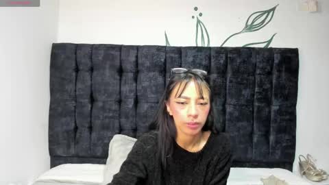 BONIE WILLS online show from April 2026 12:39:01 PM