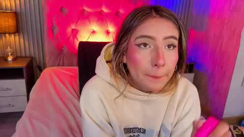 bonnali_lune online show from March 2026 08:35:02 PM