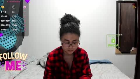 Snapshot of bonnie_lam_ chatting on June 2026 04:45:01 AM bonnie lam hello welcome to my room I hope you have fun and you can reach your maximum pleasure here with me online show from June 2026 04:45:01 AM