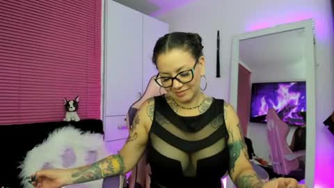 bonnie online show from July 2026 02:06:02 AM