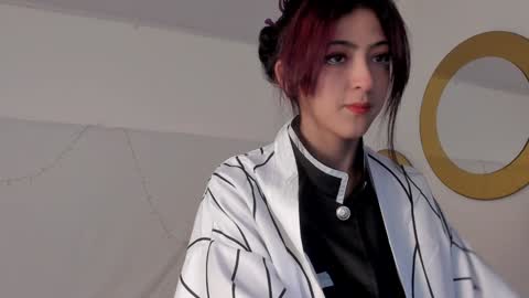   online show from December 2024 12:01:02 PM