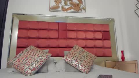   online show from October 2025 11:33:01 PM